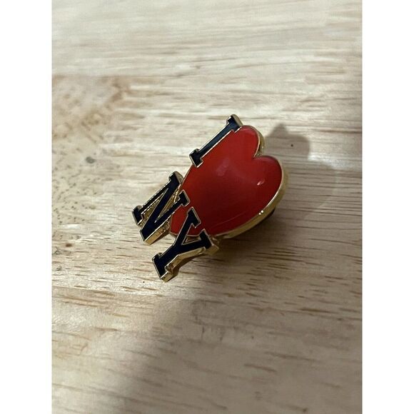 RARE PIN- I LOVE NEW YORK - COUNTRY - USA - HEART - TOURISM - 1980s - Picture 3 of 7